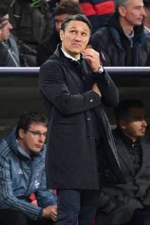 Niko KOVAC (Trainer Bayern Muenchen),skeptisch, Enttaeuschung,Frust,enttaeuscht, frustriert,niedergeschlagen, Einzelbild,angeschnittenes Einzelmotiv,Halbfigur,halbe Figur. FC Bayern Muenchen-Ajax Amsterdam 1-1, Fussball Champions League,Gruppe E, am 02.10.2018. A L L I A N Z A R E N A.