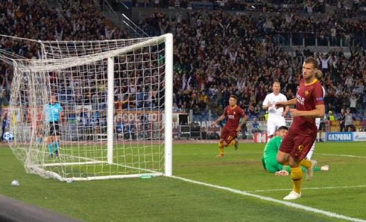 October 2, 2018 - Rome, Italy - Edin Dzeko kicks goal 1-0 during the UEFA Champions League match group G between AS Roma and Viktoria Plzen at the Olympic stadium on october 02, 2018 in Rome, Italy. AS Roma v Viktoria Plzen - UEFA Champions League Group G  - ZUMAn230 20181002_zaa_n230_480 Copyright: xSilviaxLorex