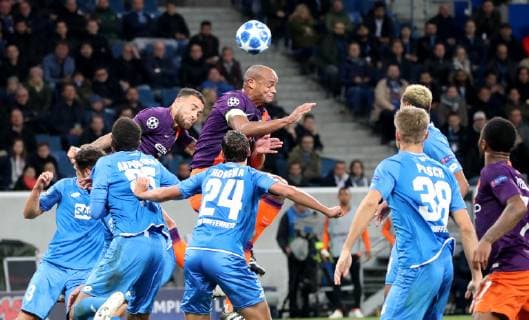 Deutschland, Sinsheim, WIRSOL Rhein-Neckar-Arena, 02.10.2018, Fussball - UEFA Champions League - TSG Hoffenheim - Manchester City Bild: v. lk. Vincent Kompany (Manchester City, 4) Copyright: HMBxMedia xHeikoxBecker