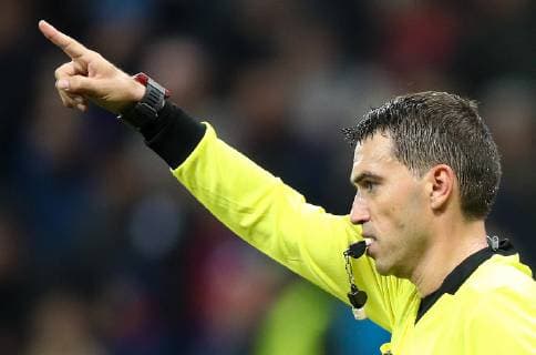 MOSCOW, RUSSIA - OCTOBER 2, 2018: Referee Ovidiu Hategan in the 2018 19 UEFA Champions League Group G Round 2 football match between CSKA Moscow and Real Madrid at Luzhniki Stadium. Valery Sharifulin TASS  TS092434