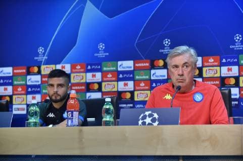 IPP20181002 Football - soccer: UEFA Champions League 2018 2019, SSC Neapel - FC Liverpool, Lorenzo Insigne e Carlo Ancelotti (Verwendung nur in Deutschland - GERMANY ONLY) *** IPP20181002 Football soccer UEFA Champions League 2018 2019 SSC Napoli Liverpool FC Lorenzo Insignia e Carlo Ancelotti For use in Germany only GERMANY ONLY 