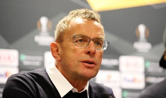 Pressekonferenz - RB Leipzig Fussball Euro League Trondheim, 03.10.2018, Lerkendal-Stadion, Fussball, UEFA EURO EM Europameisterschaft Fussball League , Gruppe B, Pressekonferenz am Vortag zum EL-Spiel Rosenborg BK Trondheim vs. RB Leipzig , Im Bild; Cheftrainer Ralf Rangnick, RB Leipzig. , Gemäß den Vorgaben der UEFA ist es untersagt, in dem Stadion und oder vom Spiel angefertigte Fotoaufnahmen in Form von Sequenzbildern und oder videoähnlichen Fotostrecken zu verwerten bzw. verwerten zu lassen. ,