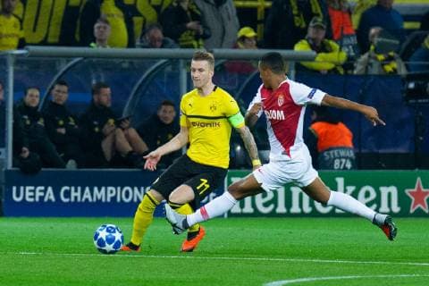 03.10.2018, xkvx, Fussball UEFA Champions League, Borussia Dortmund - AS Monaco emspor, v.l. Marco Reus (BVB Borussia Dortmund), Benjamin Henrichs (AS Monaco FC) (DFL DFB REGULATIONS PROHIBIT ANY USE OF PHOTOGRAPHS as IMAGE SEQUENCES and or QUASI-VIDEO) Dortmund