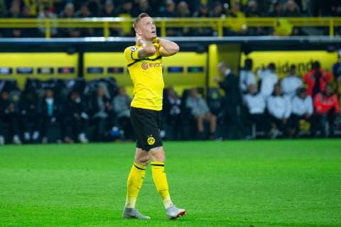03.10.2018, xkvx, Fussball UEFA Champions League, Borussia Dortmund - AS Monaco emspor, v.l. Marius Wolf (BVB Borussia Dortmund) enttaeuscht, enttaeuscht schauend, dissapointed (DFL DFB REGULATIONS PROHIBIT ANY USE OF PHOTOGRAPHS as IMAGE SEQUENCES and or QUASI-VIDEO) Dortmund