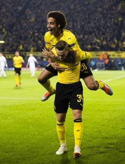 Dortmund, 03.10.2018 Torjubel: Jacob Bruun Larsen (BvB), Axel Witsel (BvB) Borussia Dortmund - AS Monaco
