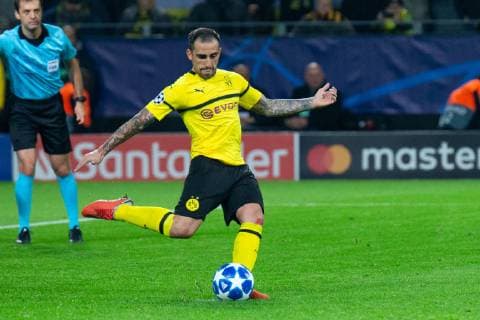 03.10.2018, xkvx, Fussball UEFA Champions League, Borussia Dortmund - AS Monaco emspor, v.l. Elfmeter Foulelfmeter Paco Alcacer (BVB Borussia Dortmund) (DFL DFB REGULATIONS PROHIBIT ANY USE OF PHOTOGRAPHS as IMAGE SEQUENCES and or QUASI-VIDEO) Dortmund