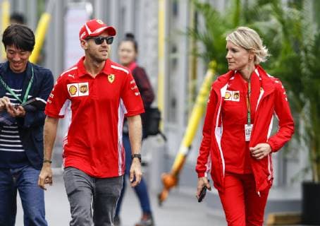 Motorsports: FIA Formula One World Championship WM Weltmeisterschaft 2018, Grand Prix of Japan, World Championship 2018 Grand Prix Japan , 5 Sebastian Vettel (GER, Scuderia Ferrari) with Britta Roeske Suzuka Japan