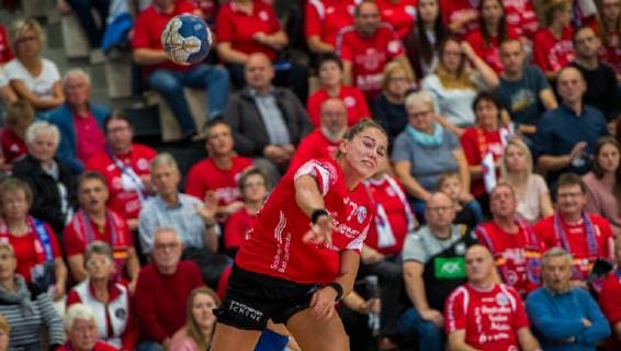 03-10-2018 Bad Langensalza Handball -Bundesliga Frauen Saison 2018 2019 DHB- Pokal THC Erfurt Bad Langensalza -- HSG Blomberg-Lippe Emily Bölk 20(Thueringer HC ) Aktion
