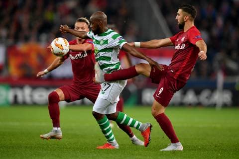 SOCCER - UEFA EL, RBS vs Celtic SALZBURG,AUSTRIA,04.OCT.18 - SOCCER - UEFA Europa League, group stage, Red Bull Salzburg vs Celtic FC Glasgow. Image shows Hannes Wolf (RBS), Youssuf Mulumbu (Celtic) and Munas Dabbur (RBS). GEPAxpictures xFlorianxErtl