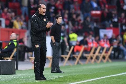 Fußball Europa League Gruppenphase 2. Spieltag Bayer 04 Leverkusen - AEK Larnaka am 04.10.2018 in der BayArena in Leverkusen Heiko Herrlich ( Cheftrainer Leverkusen ) DFL DFB regulations prohibit any use of photographs as image sequences and or quasi-video.