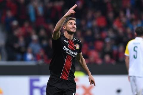 Fußball Europa League Gruppenphase 2. Spieltag Bayer 04 Leverkusen - AEK Larnaka am 04.10.2018 in der BayArena in Leverkusen Torjubel zum 2:1 durch Lucas Nicolas Alario ( Leverkusen ) DFL DFB regulations prohibit any use of photographs as image sequences and or quasi-video.