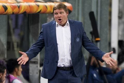 Anderlecht s head coach Hein Vanhaezebrouck reacts during a game of Belgian soccer team RSC Anderlecht against Croatian team Dinamo Zagreb in Anderlecht, Thursday 04 October 2018, on day two of the Europa League group stage, in group D. JASPERxJACOBS  x05440660x