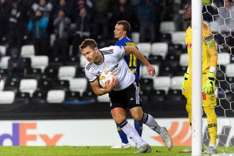 181004 Matth?as Vilhj?lmsson of Rosenborg after scoring 1-3 during the Europa League match between Rosenborg and RB Leipzig on October 4, 2018 in Trondheim. Photo: Jon Olav Nesvold BILDBYRN kod JE 160318 Copyright: JONxOLAVxNESVOLD BB181004JE034