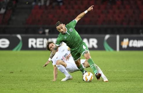 04-10-2018 Zuerich, Fussball Herren Saison 2018 2019 Europa League FC Zuerich - PFC Ludogores Rasgard im Bild : Natanael (Ludogorets) hinten Hekuran Kryeziu (FC Zuerich) Aktion Gestik Zweikampf