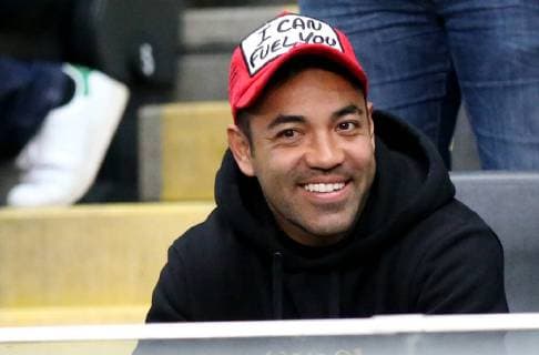 Deutschland, Frankfurt am Main, Commerzbank-Arena, 04.10.2018, Fussball - UEFA Europa League - Eintracht Frankfurt - Lazio Rom Bild: Marco Fabian (Eintracht Frankfurt, 7) auf der Tribüne Copyright: HMBxMedia xHeikoxBecker