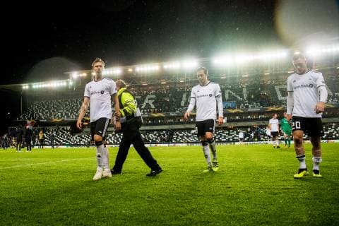 181004 Alexander Soderlund, Anders Konradsen and Alex Gersbach of Rosenborg after the Europa League match between Rosenborg and RB Leipzig on October 4, 2018 in Trondheim. Photo: Jon Olav Nesvold BILDBYRAN kod JE 160318 Copyright: JONxOLAVxNESVOLD BB181004JE051