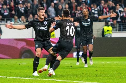 04.10.2018, xfux, Fussball UEFA Europa League, Eintracht Frankfurt - Lazio Rom, emspor, v.l. Luka Jovic (Eintracht Frankfurt), Filip Kostic (Eintracht Frankfurt) Torjubel, Goal celebration, celebrate the goal zum 2:1 Frankfurt am Main