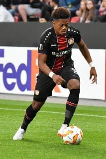 GER, UEFA EL, Bayer 04 Leverkusen (GER) vs. AEK Larnaka (CYP) 04. 10.2018, BayArena, Leverkusen, Europaleque, Vorrunde, GER, UEFA EL, Bayer 04 Leverkusen (GER) vs. AEK Larnaka (CYP), DFL regulations prohibit any use of photographs as image sequences and or quasi-video im Bild picture shows: Leon Bailey (Leverkusen 9), Einzelaktion, Ganzkörper Ganzkoerper,