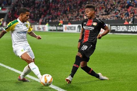 GER, UEFA EL, Bayer 04 Leverkusen (GER) vs. AEK Larnaka (CYP) 04. 10.2018, BayArena, Leverkusen, Europaleque, Vorrunde, GER, UEFA EL, Bayer 04 Leverkusen (GER) vs. AEK Larnaka (CYP), DFL regulations prohibit any use of photographs as image sequences and or quasi-video im Bild picture shows: Wendell (Leverkusen 18), im Zweikampf gegen Silva Igor (AEK Larnaka 2),