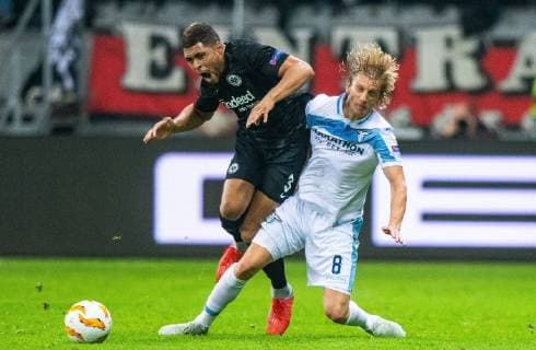 04.10.2018, xfux, Fussball UEFA Europa League, Eintracht Frankfurt - Lazio Rom, emspor, v.l. Simon Falette (Eintracht Frankfurt), Dusan Basta (Lazio Rom) Frankfurt am Main