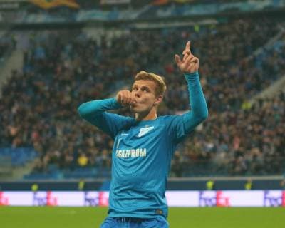 Russian Federation. St. Petersburg. Arena St. Petersburg. Zenit Arena. UEFA Europa League. 2 round of group C. FC Zenit - FC Slavia Prague. Player football club Zenit Alexander Kokorin MaksimxKonstantinov 