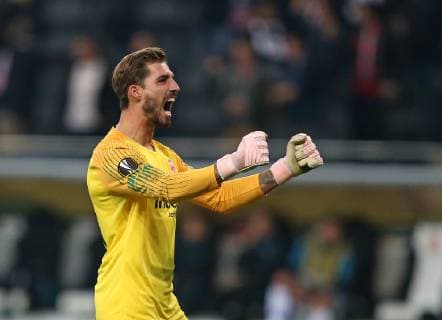 04.10.2018, Fussball UEFA Europa League 2018 2019, Gruppenphase, 2.Spieltag, Eintracht Frankfurt - Lazio Rom, in der Commerzbank-Arena Frankfurt. Jubel Torwart Kevin Trapp (Eintracht Frankfurt) zum Tor zum 3:1