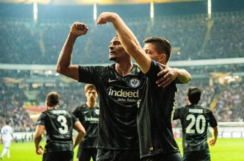 04.10.2018, xfux, Fussball UEFA Europa League, Eintracht Frankfurt - Lazio Rom, emspor, v.l. Sebastien Haller (Eintracht Frankfurt), Luka Jovic (Eintracht Frankfurt) Torjubel, Goal celebration, celebrate the goal zum 3:1 Frankfurt am Main