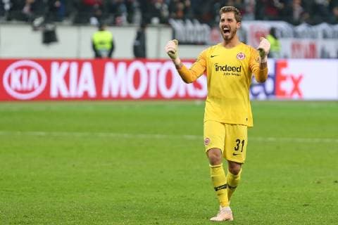 Fußball Europa League 02. Spieltag Eintracht Frankfurt - Lazio Rom am 04.10.2018 in der Commerzbank-Arena in Frankfurt Großer Jubel bei Torwart Kevin Trapp (Frankfurt) nach dem Tor zum 4 zu 1 von Danny da Costa (Frankfurt)