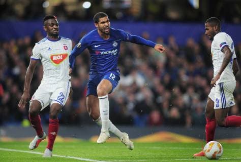 Football - 2018 2019 Europa League - Group L: Chelsea - MOL Vidi Ruben Loftus Cheek of Chelsea and Stopira of Vidi, at Stamford Bridge. COLORSPORT ANDREW COWIE 