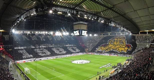 04.10.2018, xblx, Fussball UEFA Europa League, Eintracht Frankfurt - Lazio Rom emspor, v.l. Choreographie der Eintracht Fans (DFL DFB REGULATIONS PROHIBIT ANY USE OF PHOTOGRAPHS as IMAGE SEQUENCES and or QUASI-VIDEO) Frankfurt am Main