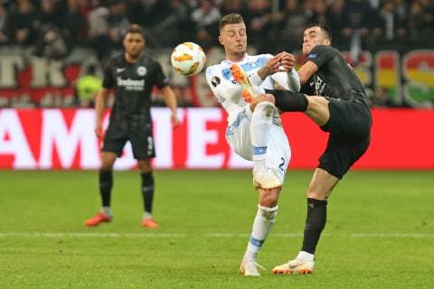Fußball Europa League 02. Spieltag Eintracht Frankfurt - Lazio Rom am 04.10.2018 in der Commerzbank-Arena in Frankfurt Filip Kostic (Frankfurt) gegen Sergej Milinkovic-Savic (Lazio)