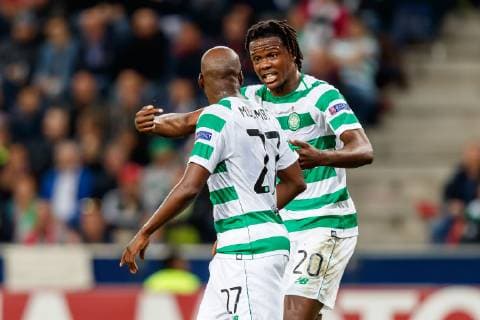 Oesterreich, Salzburg 04.10.2018, UEFA Europa League - 2018 19 Season, Gruppenphase, 2. Spieltag, RB Salzburg - Celtic Glasgow , Youssouf Mulumbu (CFC) und Dedryck Boyata (CFC) diskussion ( DeFodi048