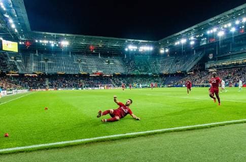 04.10.2018, Red Bull Arena, Salzburg, AUT, UEFA EL, FC Salzburg vs Celtic Glasgow, Gruppe B, im Bild Torjubel FC Salzburg zum 3:1 durch Munas Dabbur (FC Salzburg) during the UEFA Europa League Group B Match between FC Salzburg and Celtic Glasgow at the Red Bull Arena in Salzburg, Austria on 2018 10 04. Salzburg