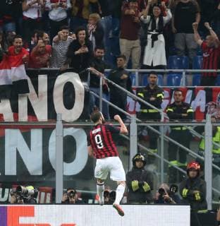 October 4, 2018 - Milan, Italy - Champions League soccer match between Milan and Olympiacos at the Stadio San Siro - Milan. Soccer Champions League, Milan - ZUMAe114 20181004_zaa_e114_005 Copyright: xEurokinissix