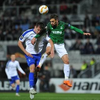L-R Artem Besedin (Dynamo) and David Hovorka (Jablonec) in action during the UEFA Europa League soccer match between FK Jablonec and FC Dynamo Kyiv, in Jablonec nad Nisou, Czech Republic, on October 4, 2018. (CTKxPhoto RadekxPetrasek) CTKPhotoP201810041018901  CEV 5