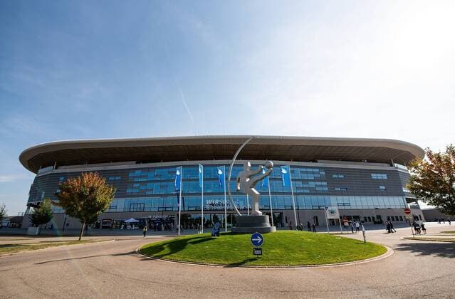 07.10.2018, xfux, Fussball 1.Bundesliga, TSG 1899 Hoffenheim - Eintracht Frankfurt, emspor, v.l. Aussenansicht, Außenansicht, Ansicht, Uebersicht Wirsol Rhein Neckar Arena Stadion (DFL DFB REGULATIONS PROHIBIT ANY USE OF PHOTOGRAPHS as IMAGE SEQUENCES and or QUASI-VIDEO) Sinsheim