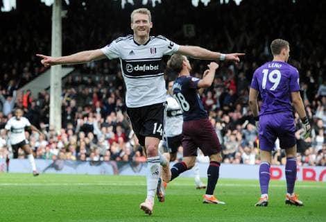 Sport Themen der Woche KW 40 Sport Bilder des Tages Football - 2018 2019 Premier League - Fulham vs. Arsenal Andre Schurrle of Fulham celebrates scoring his equalising goal, at Craven Cottage. COLORSPORT ANDREW COWIE 