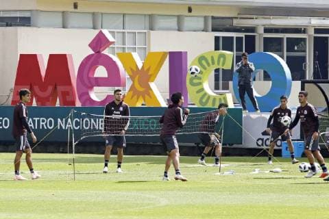 October 8, 2018 - EUM20181008DEP12.JPG .CIUDAD DE MEXICO. SoccerFutbol-Seleccion Mexicana.- 8 de octubre de 2018. Aspectos del entrenamiento de la Seleccion Mexicana en el Centro de Alto rendimiento, previo al partido contra Costa Rica del proximo jueves 11 de octubre. Foto: Agencia EL UNIVERSALAgustin SalinasEELG Latin News: October 8, 2018 Copyright: xElxUniversalx