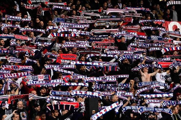 October 7, 2018 - Paris, ile de france, France - Fans during the french Ligue 1 match between Paris Saint-Germain (PSG) and Olympique Lyonnais (OL, Lyon) at Parc des Princes stadium on October 7, 2018 in Paris, France. Paris Saint-Germain v Olympique Lyon - Ligue 1  - ZUMAn230 20181007_zaa_n230_912 Copyright: xJulienxMattiax