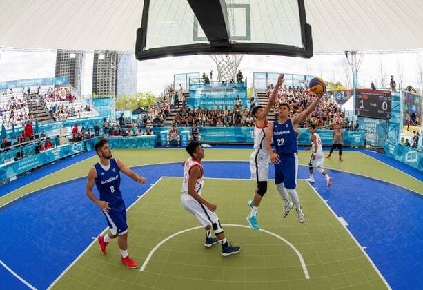 181009 2018 Youth Olympic Games Olympische Spiele Olympia OS Day 3: Adrian Hirschmann SLO in action during the Basketball 3x3 Men s Tournament Preliminary Game between China and Slovenia at the Parque Mujeres Argentinas, Urban Park.The Youth Olympic Games, Buenos Aires, Argentina, Tuesday 9th October 2018. Photo: Joel Marklund for OIS IOC. Handout image supplied by OIS IOC Copyright: JoelxMarklundxFORxOIS BB181009JM008