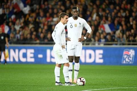 Fußball, Länderspiel, Frankreich - Island 07 Antoine Griezmann (fra) - 06 PAUL POGBA (fra) - COUP FRANC FOOTBALL : France vs Islande - Match Amical - 11 10 2018 FEP Panoramic 