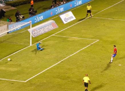 Sport Bilder des Tages October 11, 2018 - EUM20181011DEP06.JPG.MONTERREY, N.L.- SoccerFutbol-Mexico-Costa Rica.- 11 de octubre de 2018.- Acciones del partido amistoso entre las selecciones de Mexico y Costa Rica en el estadio Universitario de Nuevo Leon, disputado en el estadio Universitario de Nuevo Leon. Foto: Agencia EL UNIVERSALGerardo Velazquez De LeonRCC. Latin News: October 11, 2018 Copyright: xElxUniversalx
