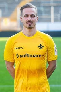 11.10.2018, xfux, Fussball 2.Bundesliga, SV Darmstadt 98 Fototermin Saison 2018 2019, PortraÌˆttermin 2018 2019, emspor, emonline, deloka, v.l. Rouven Kai Sattelmaier (SV Darmstadt 98) Darmstadt