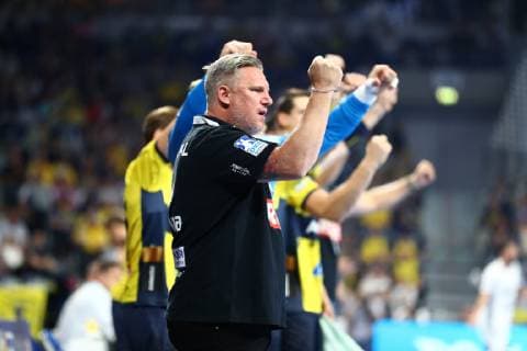 Nikolaj Jacobsen (Trainer Rhein Neckar Loewen) jubelt an der Seitenlinie, Rhein Neckar Loewen vs THW Kiel, DKB Handball Bundesliga, 13.10.2018, Foto Eibner Rhein Neckar Loewen vs THW Kiel, DKB Handball Bundesliga, 13.10.2018 Mannheim Copyright: xEIBNER Alexander_Neisx EP_ANS