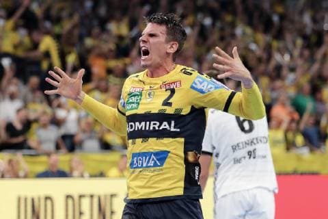 Andre Schmid (Andy Schmid, RNL, 2), jubelt über das Tor zum 12:11 Halbzeitstand, Jubel, Torjubel, Torerfolg, celebrate the goal, goal, celebration, Jubel ueber das Tor, optimistisch, Spielszene, Highlight, Action, Aktion, Handball, DKB Bundesliga, Rhein-Neckar Löwen - THW Kiel,