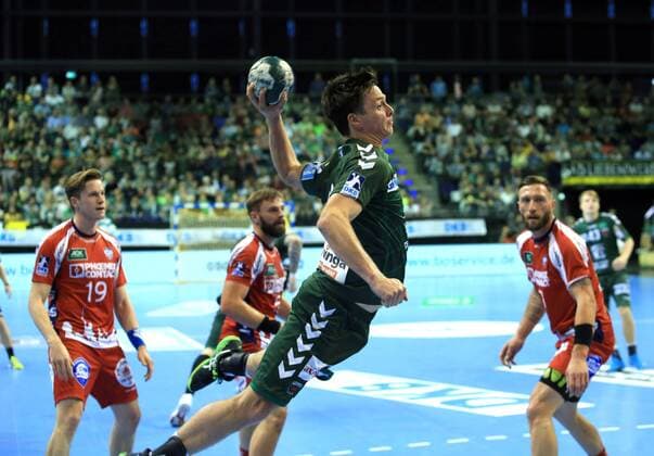 Sport Bilder des Tages GER, HBL, Fuechse Berlin vs TBV Lemgo 14.10.2018, Max Schmeling Halle, Berlin, GER, HBL, Fuechse Berlin vs TBV Lemgo, im Bild Hans Lindberg (Fuechse Berlin 18)