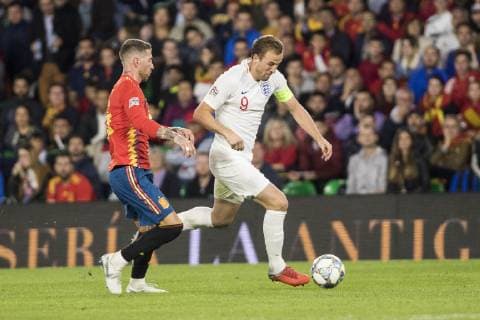 October 15, 2018 - Seville, Spain - HARRY KANE of England (R) vies for the ball with SERGIO RAMOS of Spain(L) during the UEFA Nations League Group A4 soccer match between Spain and England at the Benito Villamarin Stadium Soccer 2018 - Spain vs England - ZUMAa142 20181015_zap_a142_017 Copyright: xDanielxGonzalezxAcunax