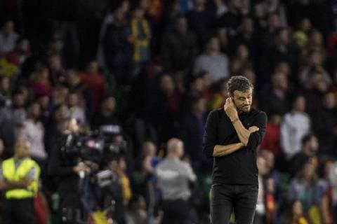 October 15, 2018 - Seville, Spain - LUIS ENRIQUE, head coach of Spain, in action during the UEFA Nations League Group A4 soccer match between Spain and England at the Benito Villamarin Stadium Soccer 2018 - Spain vs England - ZUMAa142 20181015_zap_a142_025 Copyright: xDanielxGonzalezxAcunax