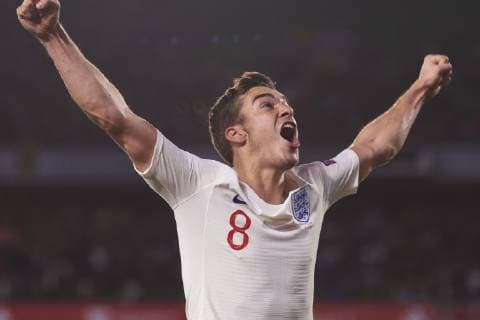 Sport Bilder des Tages SEVILLA, SPAIN - OCTOBER 15: Harry Winks, forward of England, reacts during the UEFA Nations League A Group four match between Spain and England on October 15, 2018, at Benito Villamarin stadium (Photo by Carlos Sanchez Martinez Icon Sportswire) SOCCER: OCT 15 England at Spain Icon181015012 EDITORIAL USE ONLY