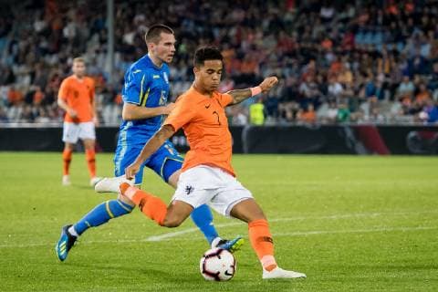Fußball, U21 EM Quali, Niederlande - Ukraine goal 1-0, Justin Kluivert of Netherlands U21 U 21 during the EURO U21 2019 qualifying match between The Netherlands U21 and Ukraine U21 at the Vijverberg stadium on October 16, 2018 in Doetinchem, The Netherlands EURO U21 2019 qualifier 2018 2019 xVIxVIxImagesx xRonaldxBonestrooxIVx 12471166